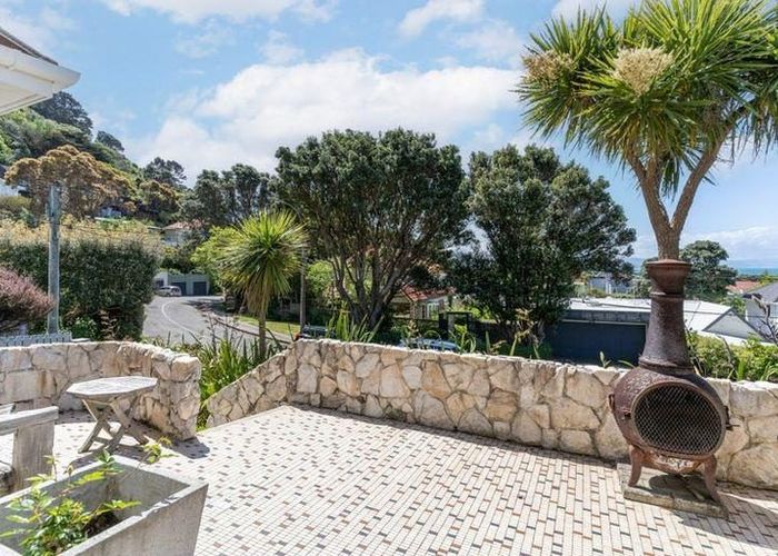 at 6 Burnham Street, Seatoun, Wellington