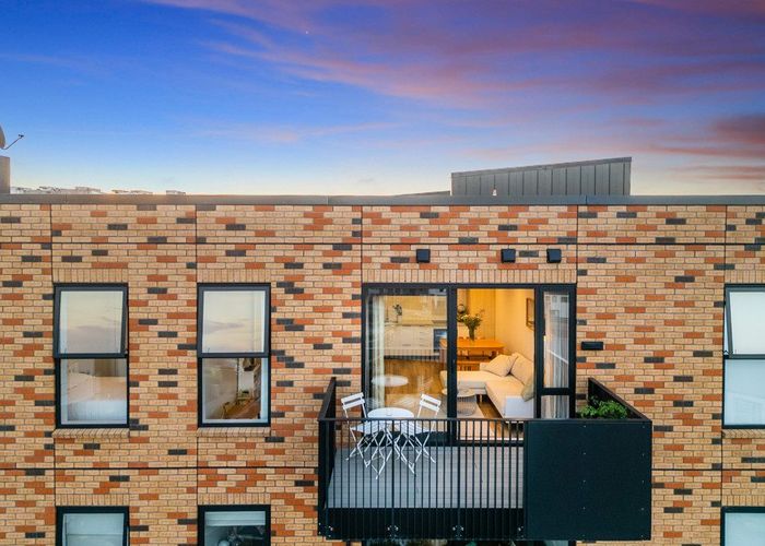 at 307/2 Rauroa Lane, Hobsonville, Waitakere City, Auckland