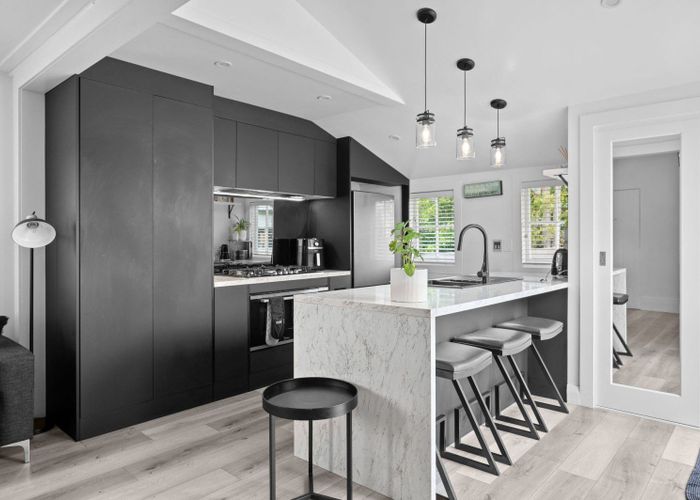  at 100 Queens Avenue, Frankton, Hamilton, Waikato