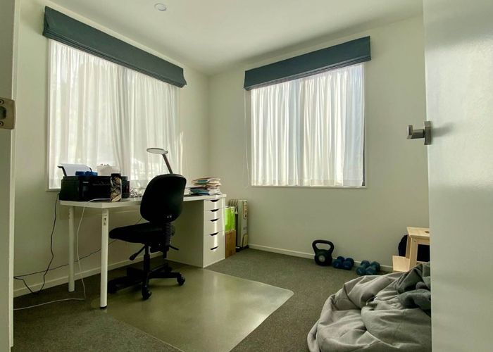  at 29 Glennandrew Drive, Half Moon Bay, Manukau City, Auckland