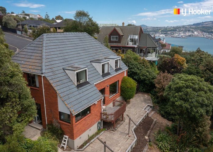  at 17 Coolock Crescent, Waverley, Dunedin