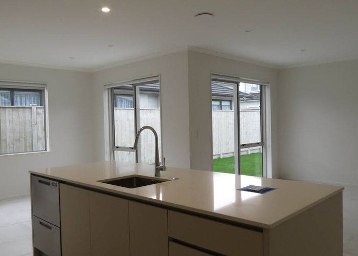 Free property data for 48 Te Napi Drive, Takanini, Auckland - homes.co.nz