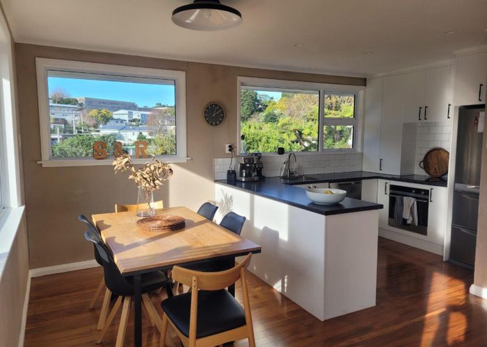  at 40 Parsons Street, Vogeltown, New Plymouth
