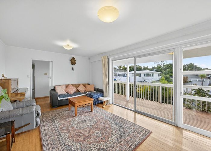 at 27 Judkins Crescent, Cockle Bay, Manukau City, Auckland