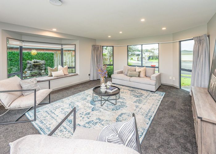  at 43 Kakaho Drive, Tawhero, Whanganui, Manawatu / Whanganui