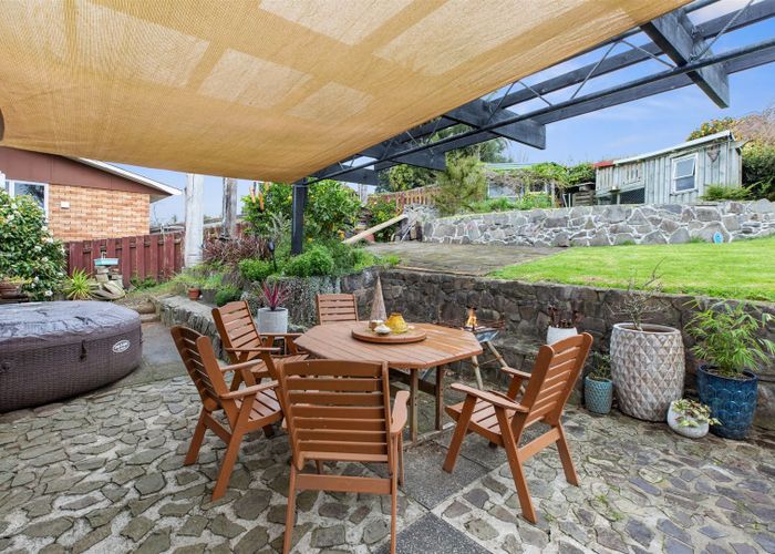  at 142 Welcome Bay Road, Welcome Bay, Tauranga
