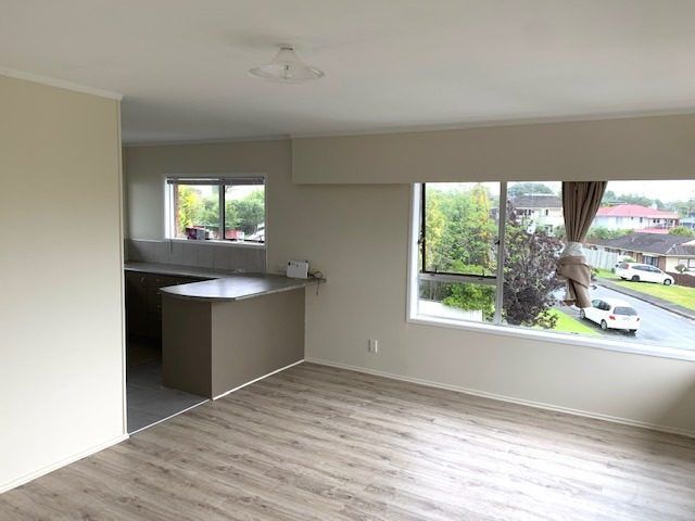  at 11a Lancelot Place, Glenfield, North Shore City, Auckland
