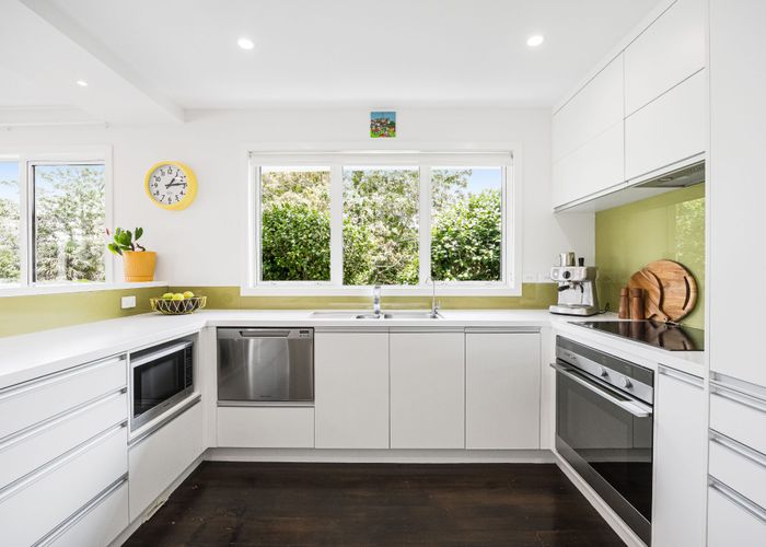  at 30 Pine Ridge Terrace, Hauraki, North Shore City, Auckland