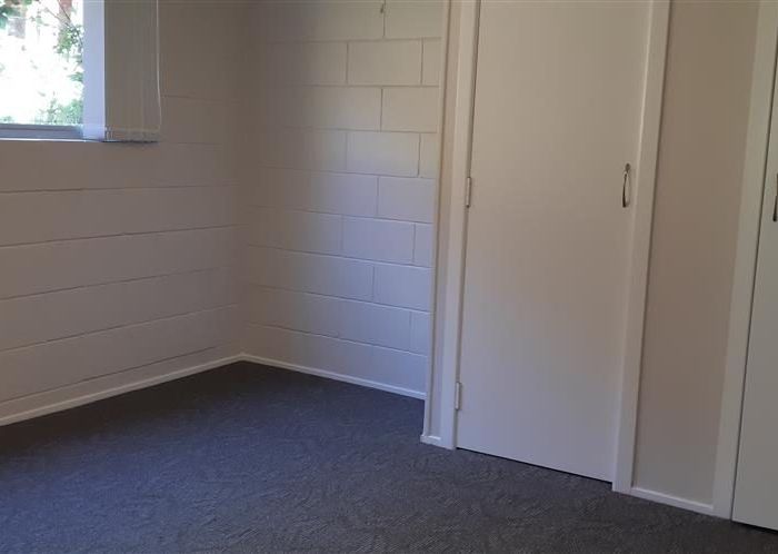  at 1/1 Phillipa Place, Browns Bay, North Shore City, Auckland
