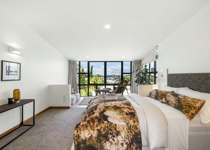  at 2/22 Killarney Street, Takapuna, North Shore City, Auckland