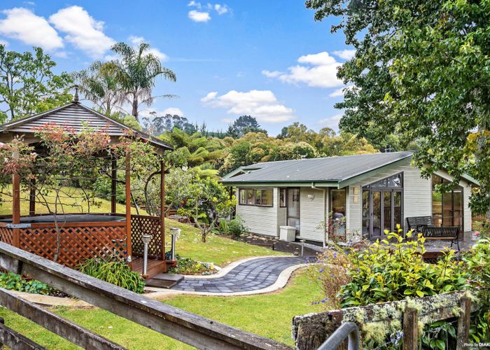  at 670 Monument Road, Clevedon, Papakura