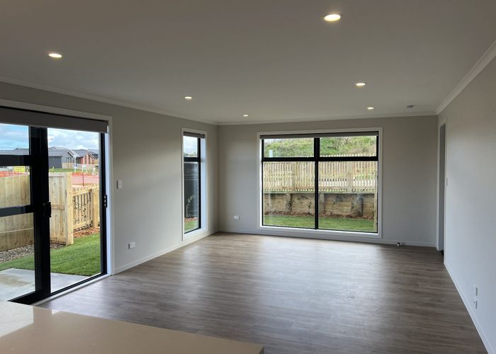  at 36 Scenic Rise, Rototuna, Hamilton, Waikato