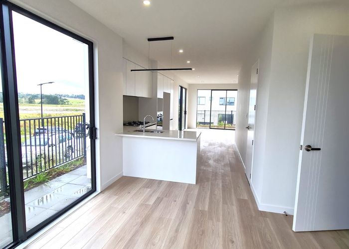  at 28 Porowha Road, Westgate, Waitakere City, Auckland