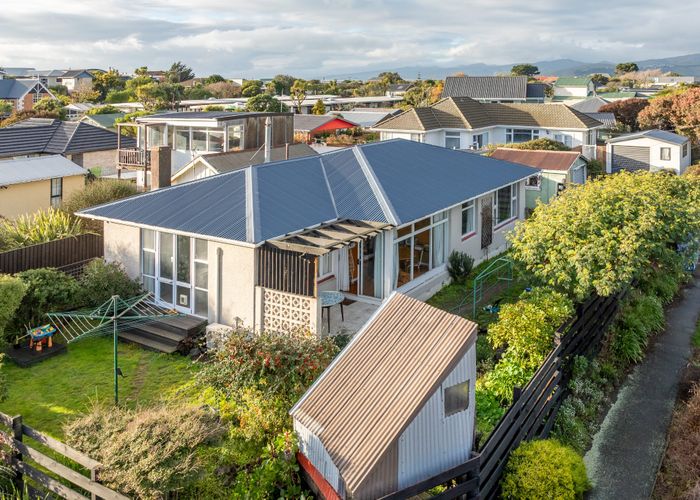  at 107 Pine Avenue, New Brighton, Christchurch City, Canterbury