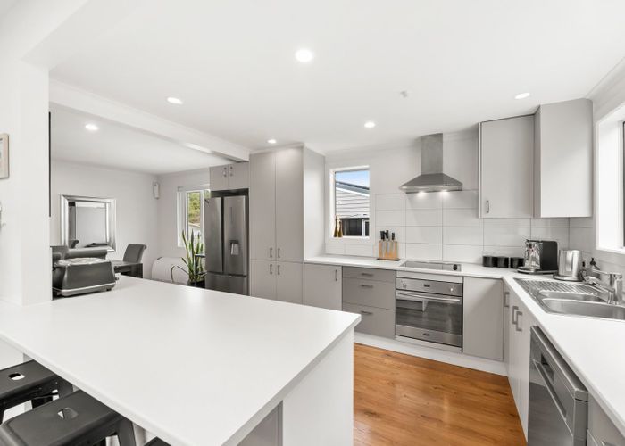  at 185 Major Drive, Kelson, Lower Hutt, Wellington