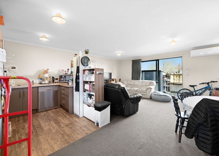  at 7/102 Old Farm Road, Hamilton East, Hamilton, Waikato