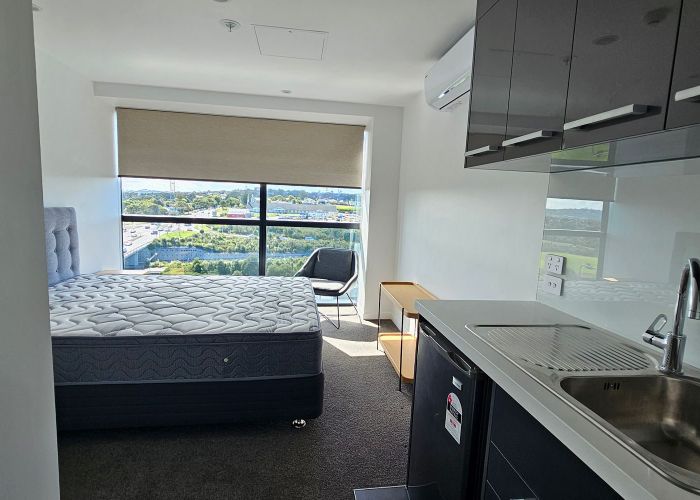  at 1107B/8 Lakewood Court, Manukau, Manukau City, Auckland