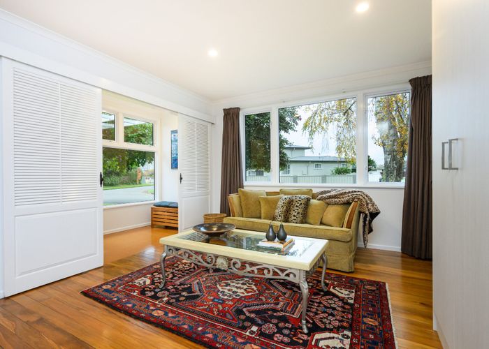  at 8 Waterloo Crescent, Hokowhitu, Palmerston North, Manawatu / Whanganui