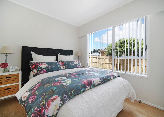  at 5/187A Buckland Road, Mangere East, Auckland