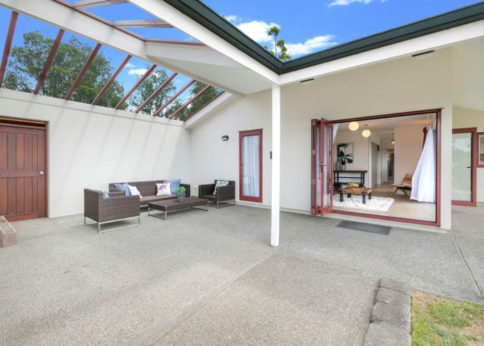  at 14 Austin Road, Albany