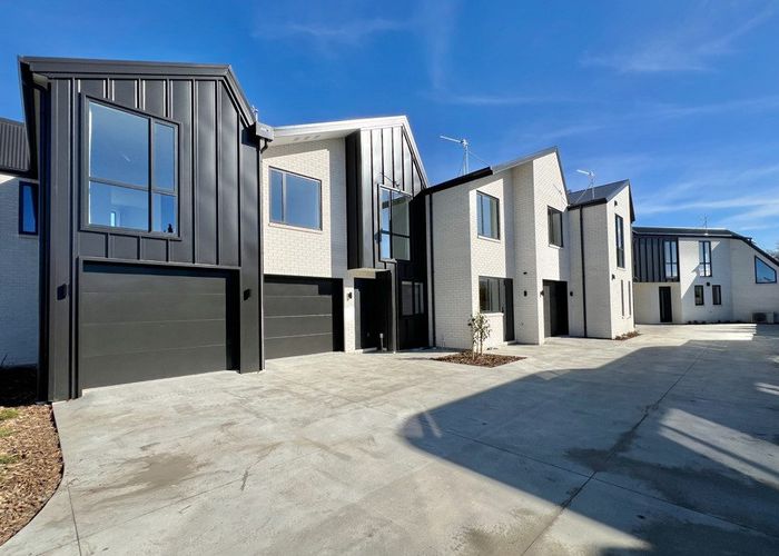  at 2/133 Blighs Road, Strowan, Christchurch City, Canterbury
