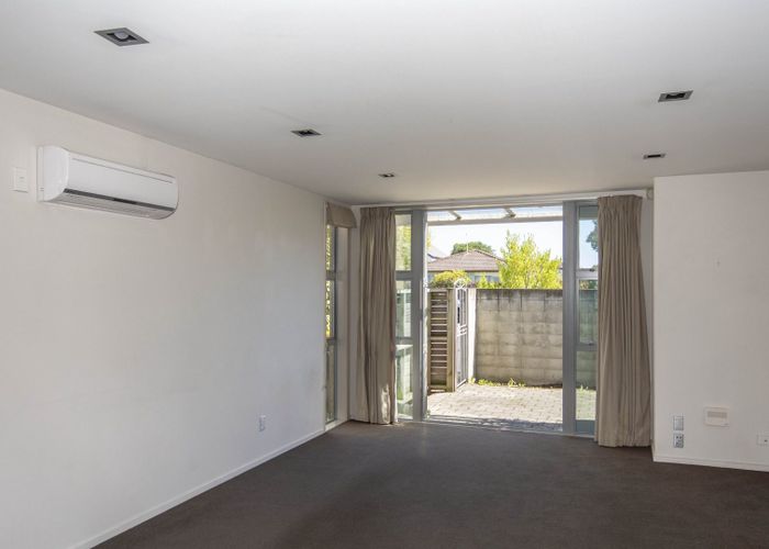  at 90B Mandeville Street, Riccarton, Christchurch City, Canterbury