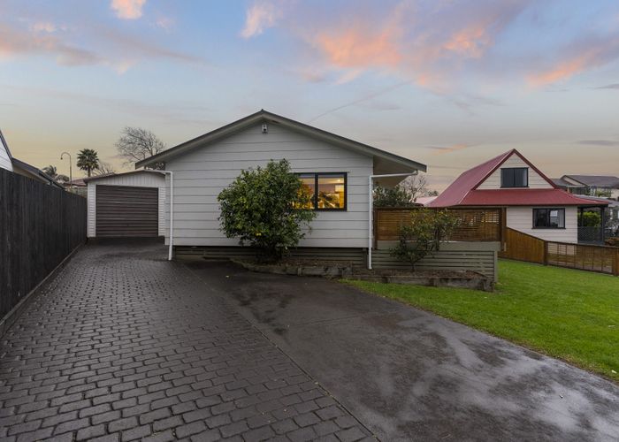  at 30 Bluewater Place, Wattle Downs, Auckland
