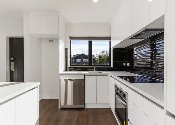  at 2E Melleray Place, Randwick Park, Auckland