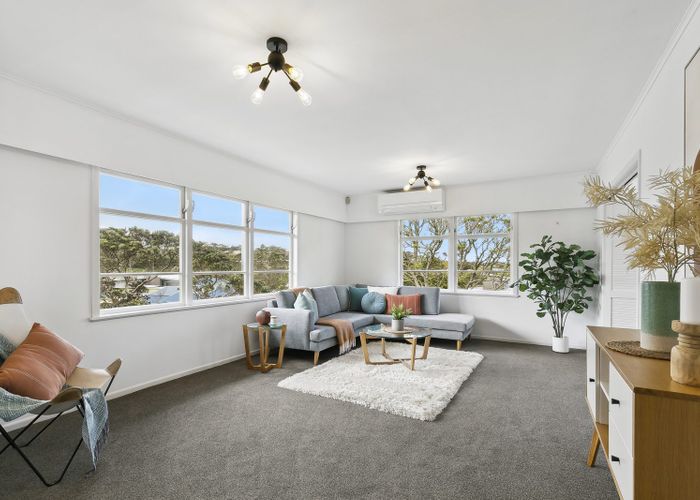  at 20 Stewart Drive, Newlands, Wellington