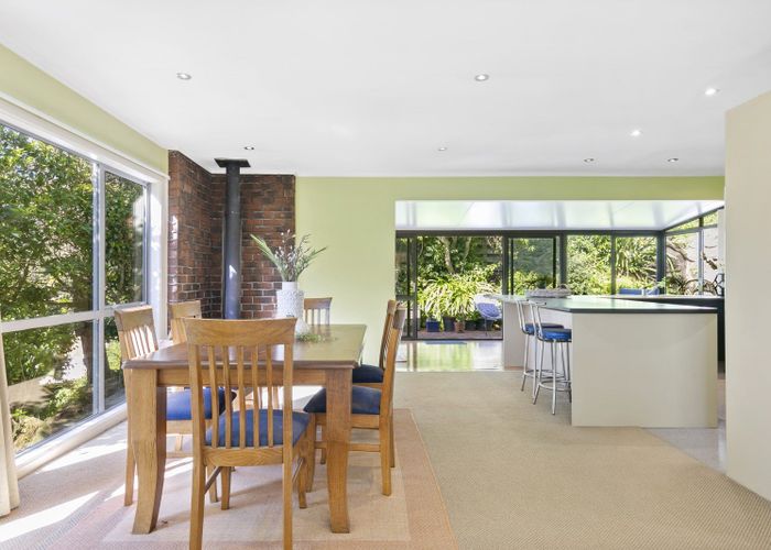 at 39 Homewood Crescent, Karori, Wellington