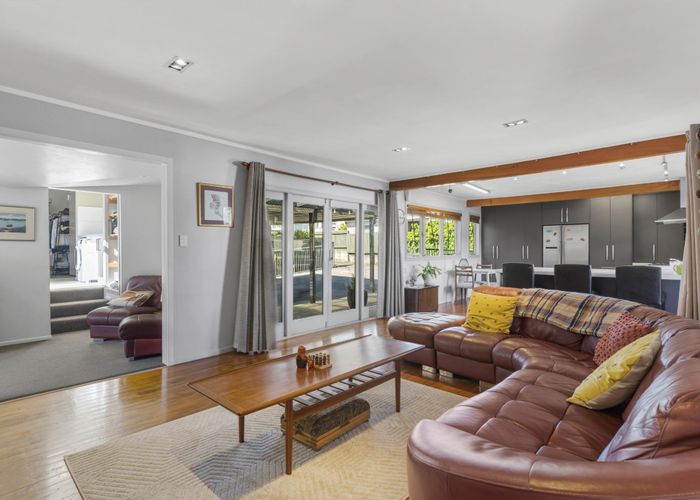  at 49 Vincent Street, Howick, Auckland