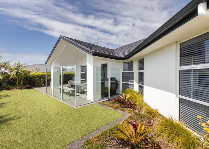  at 1 Oakmont Crescent, Waiwhakaiho, New Plymouth