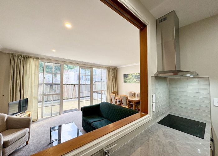  at 154a Tinakori Road, Thorndon, Wellington, Wellington