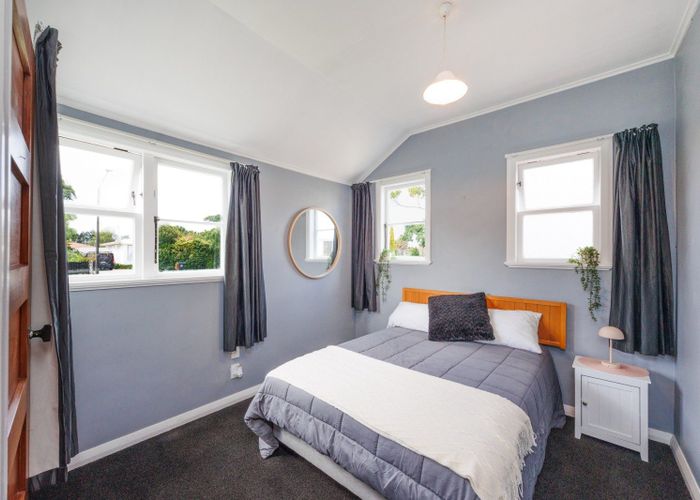  at 23 Park Road, West End, Palmerston North