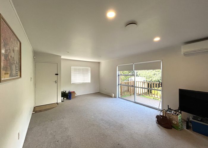  at 2/41 Seabrook Avenue, New Lynn, Waitakere City, Auckland