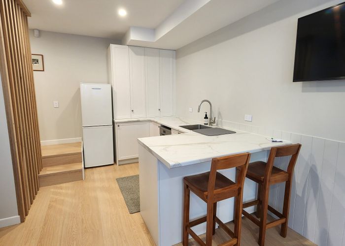  at 8B Komaru Street - FURNISHED, Remuera, Auckland City, Auckland