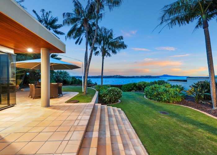  at 37 Clyside Avenue, Half Moon Bay, Manukau City, Auckland