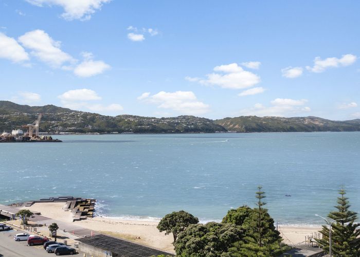  at 144 Oriental Parade, Oriental Bay, Wellington