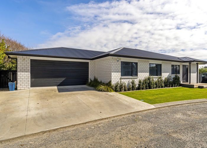  at 19A Dunstan Street, Otaki