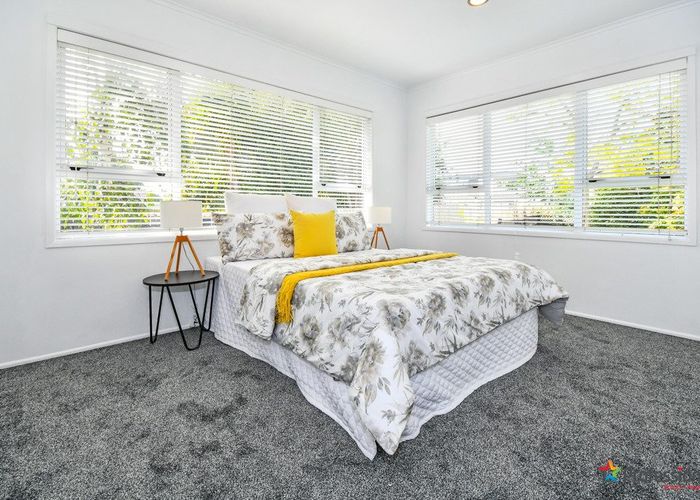  at 6 Blanes Road, Weymouth, Auckland