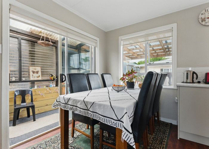  at 28 Miro Street, Castlecliff, Whanganui, Manawatu / Whanganui