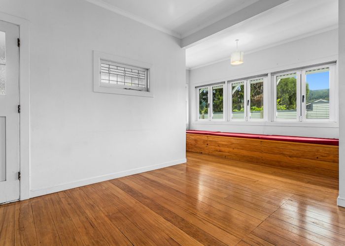  at 16 Howell Road, Taneatua
