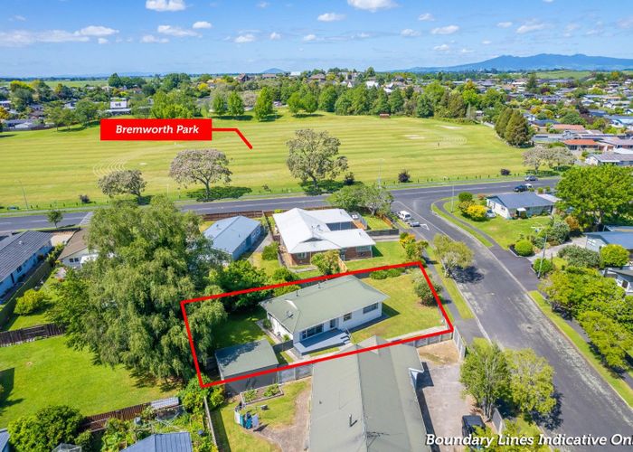  at 25 Dalton Crescent, Dinsdale, Hamilton