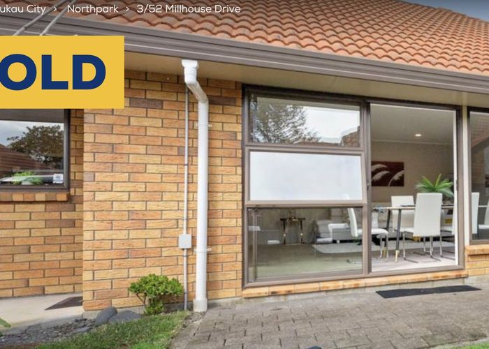  at 3/52 Millhouse Drive, Northpark, Auckland