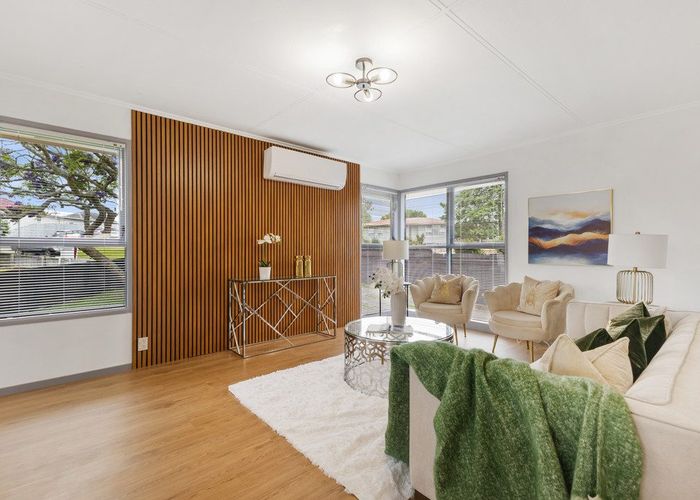  at 7 Leonard Place, Otara, Manukau City, Auckland