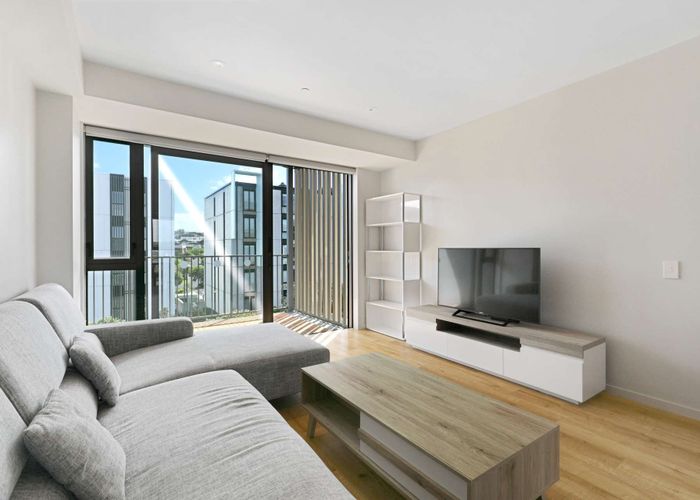  at 313/4 Bluegrey Avenue, Stonefields, Auckland