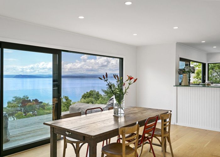  at 21 Waiparemo Crescent, Pukawa Bay, Tūrangi