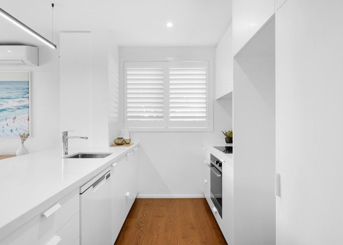  at 2/162 Gowing Drive, Meadowbank, Auckland