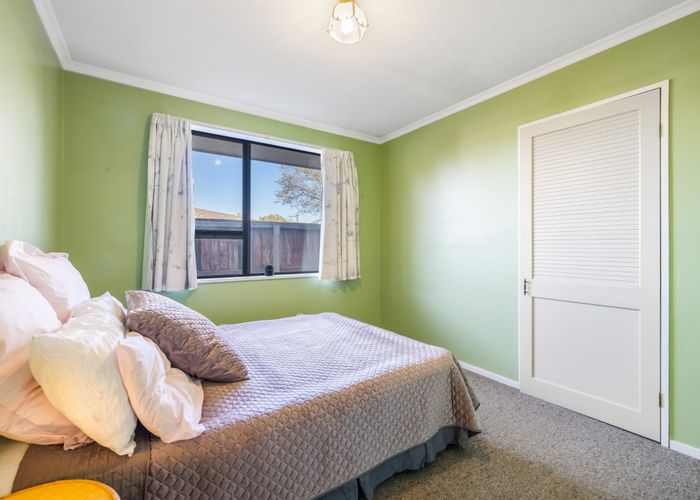  at 1/52a Aorangi Road, Bryndwr, Christchurch City, Canterbury