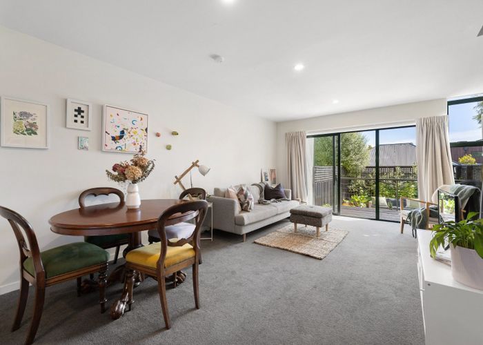  at 4/33 Winchester Street, Merivale, Christchurch